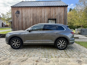 VW Touareg 3.0 V6 TDI Elegance  Bild 8