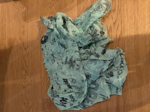 Verschiedene Schals Bild 3