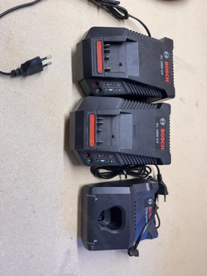 Bosch Professional, Exenter, Radio & Ladegeräte! Bild 3