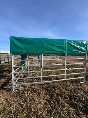 Demontierbarer Pferdeunterstand Bild 3