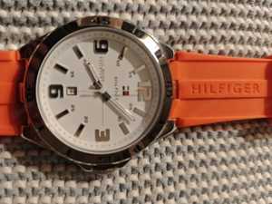 Hilfiger Herren Uhr sehr neuwertig  Bild 3