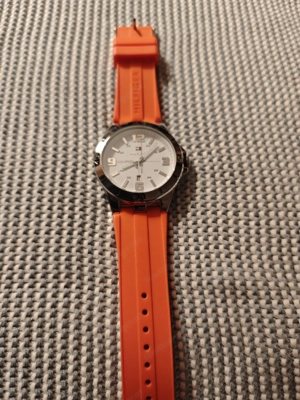Hilfiger Herren Uhr sehr neuwertig  Bild 5