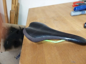 Dh Sattel! Wie neu! Bild 2