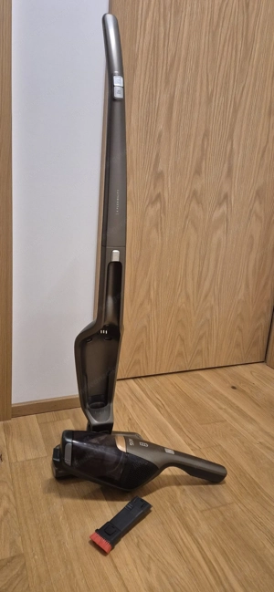 Akkustaubsauger AEG CX7 Bild 2