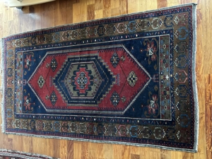 Perserteppiche in 5 verschiedenen Ausführungen 