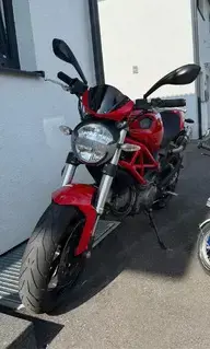 Ducati Monster 796 ABS Bild 2