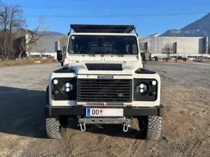 Land Rover Defender 90 TD5 Bild 3