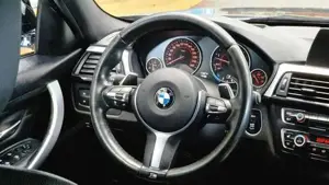 BMW 335 Bild 13