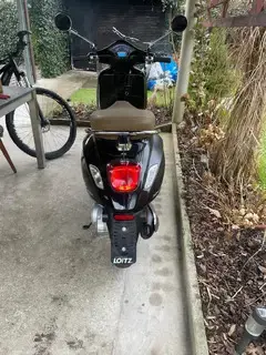 Vespa Piaggio, Primavera 50 4 Takt Bild 5