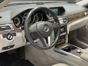 Mercedes-Benz E 350 Bild 10