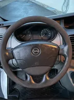 Opel Vivaro Kastenwaagen Langer Radstand  Bild 10