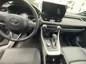 Toyota RAV4 Bild 9