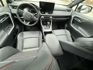 Toyota RAV4 Bild 10