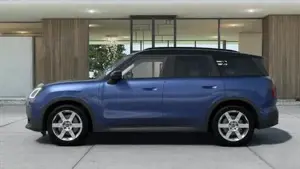 MINI Countryman E Panorama Glasdach // Komfortzugang // Head-UP // Harman + Kardon Bild 2