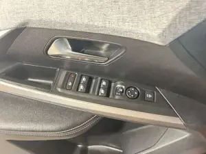 Peugeot 3008 Bild 12