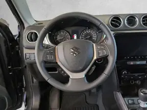Suzuki Vitara Bild 8