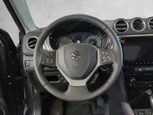 Suzuki Vitara Bild 9