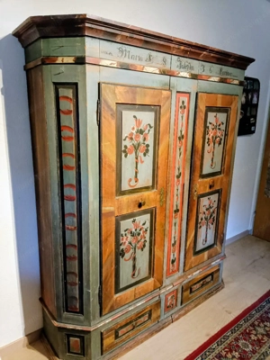 Blitzangebot bemalter Bauernschrank Bludenz  Bild 2