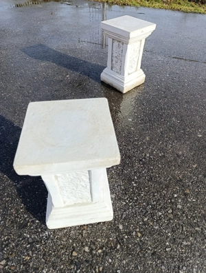2 Sockel   Podest   Steinsockel Bild 2