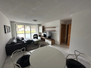 Schöne auf Wusch möblierte 2 Zimmer Wohnung mit Lift und Tiefgarage  Bild 8