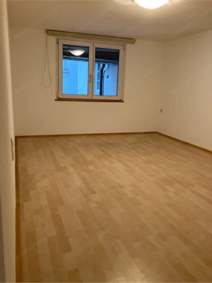 Nette teilmöblierte Altbauwohnung im Herzen von Feldkirch   2 Zimmer, Top-Lage, Nähe Liechtenstein Bild 3