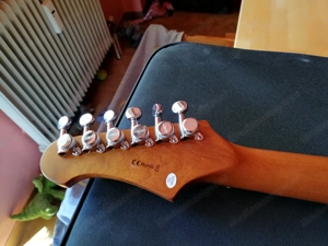 JET Guitars JS-500 Ebony, Red Sparkle Bild 7