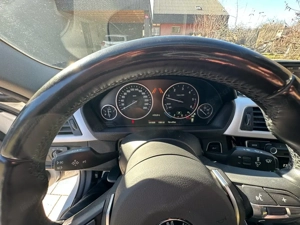 BMW xDrive 320d Touring Bild 6