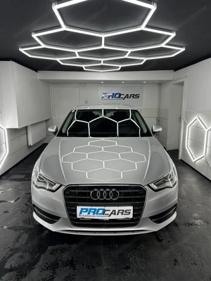 Audi A3 ambiente Bild 2