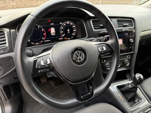VW Golf 7 Benzin mit Garantie Bild 8