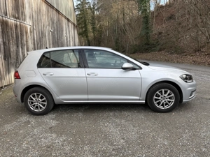 VW Golf 7 Benzin mit Garantie Bild 3
