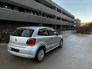 VW Polo Baujahr 2011 - Top gepflegt und viele Neuteile Bild 4