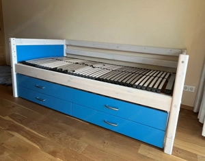 Kinderbett mit Ausziehladen Bild 2
