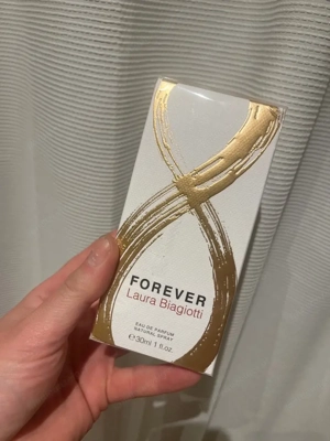 perfume forever laura biagiotto 