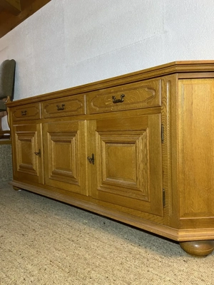 Kommode & Wandschrank Bild 4