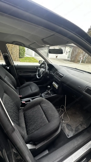 Auto VW Golf 4 frisch vorgeführt  Bild 4