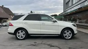 Mercedes-Benz M-Klasse Bild 9