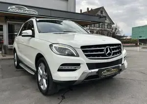 Mercedes-Benz M-Klasse Bild 3