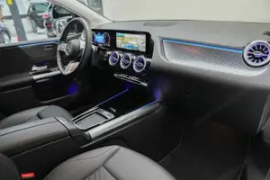 Mercedes-Benz B 180 Bild 7