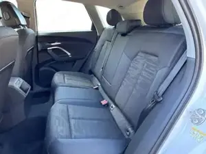 Audi Q5 Basis AHK+NAVI+SHZ+PDC TFSI 150 kW (204PS) 7-Ga... Bild 10