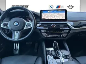 BMW 520d xDrive Touring G31 B47 Bild 6