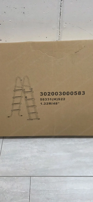 Bestway Pool Leiter 122 NEU