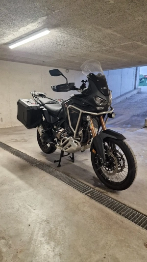 Honda CRF1100L Africa Twin Adventure Sports ES DCT Bild 2