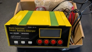 NEU KFZ Motorrad Batterieladegerät Multifunktion 12V 24V MF-2S Bild 2