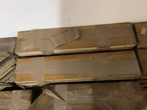 Alter ausgebauter Fischgrät_Parkett Bild 2