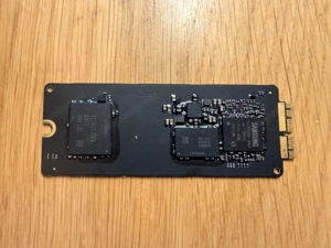 Samsung 32GB SSD - Modell MZ-KNZ0320 - Apple MacBook  iMac Ersatzteil Bild 3