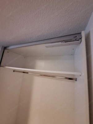 Kleiderschrank weiß   Schiebetüren   240 cm breit Bild 3