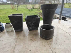 div. Pflanz- und Blumentöpfe