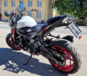 Suzuki GSX S 750 Bild 3