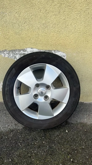 Toyota Aygo 1.0 Bild 7