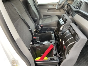 Doppelsitzbank, beheizbar und umklappbar! VW T6 T6.1 Bj. 2022 Bild 2